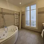 Appartements Montaigne Alma
